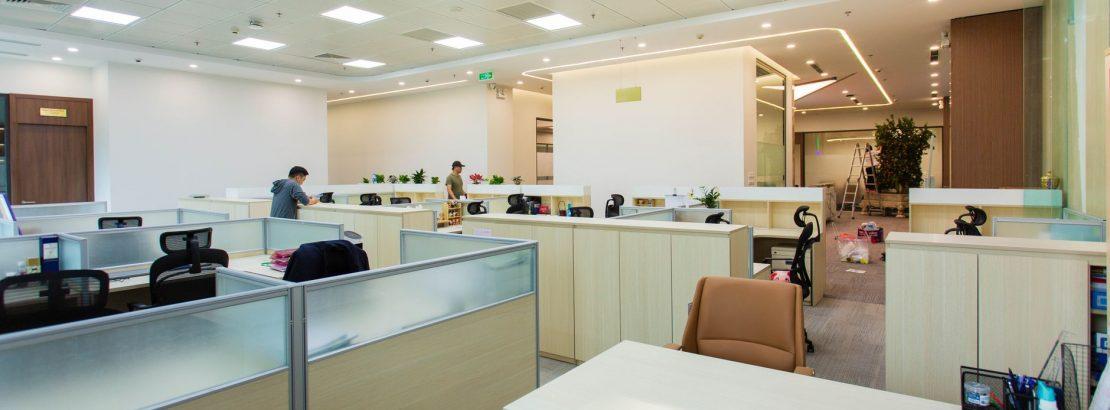 Office Cleaning in Riga: What a Monthly Contract Should Cover — XClean